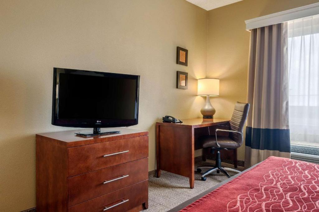 Comfort Inn Dfw Airport North Grapevine Exterior photo