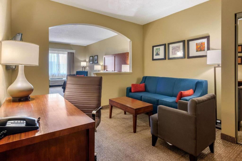 Comfort Inn Dfw Airport North Grapevine Exterior photo