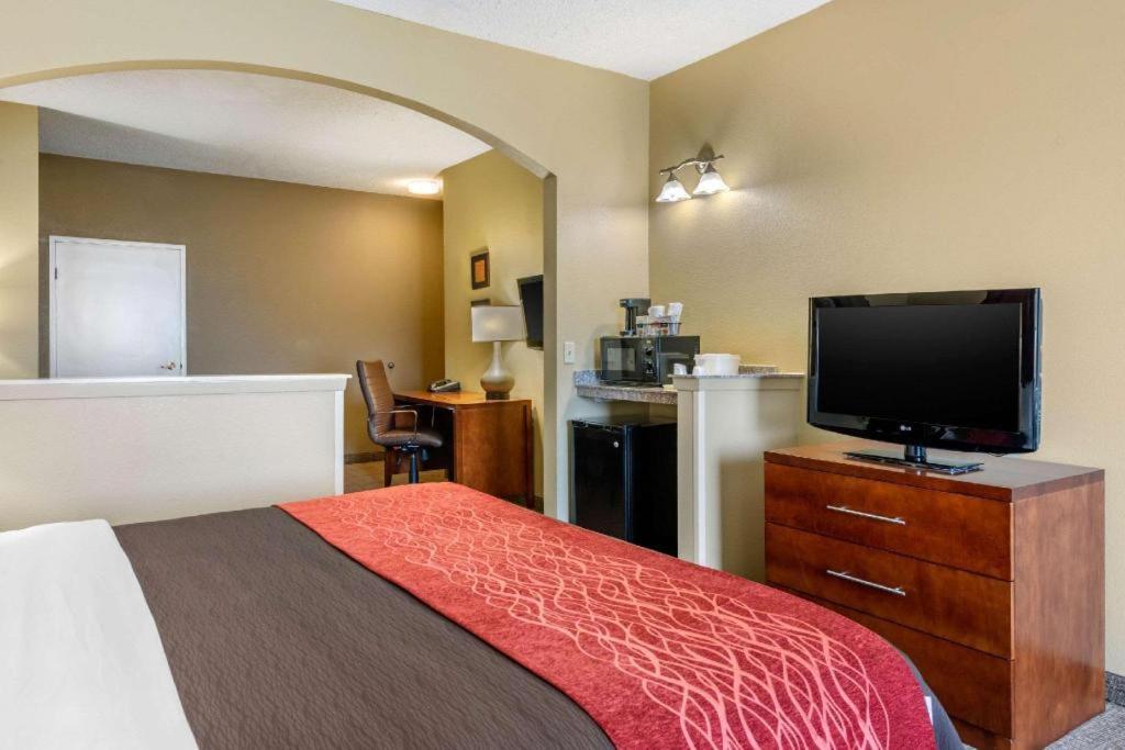 Comfort Inn Dfw Airport North Grapevine Exterior photo